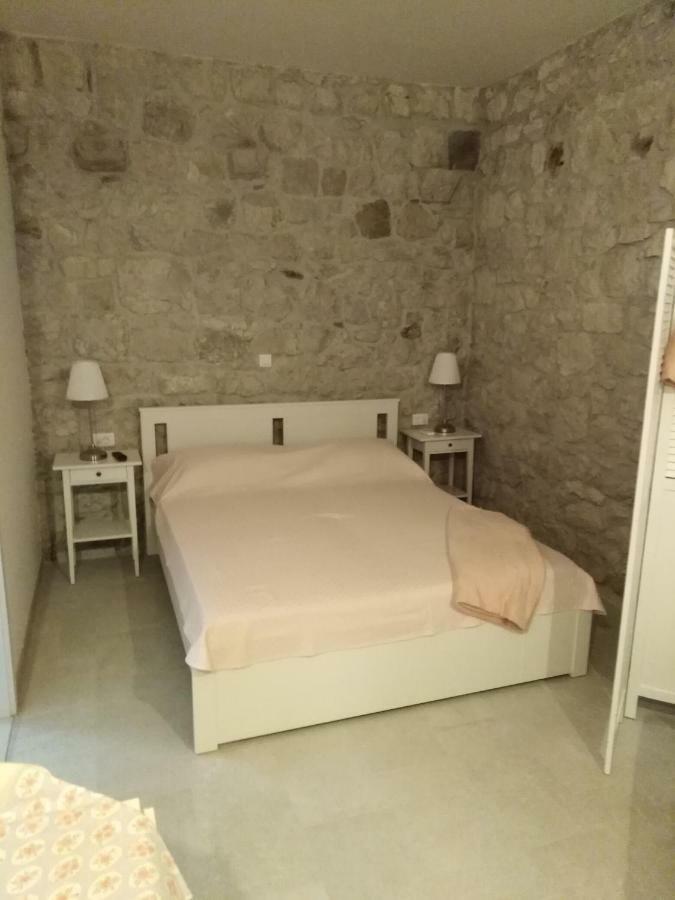 Apartment Iris Drašnice Zewnętrze zdjęcie